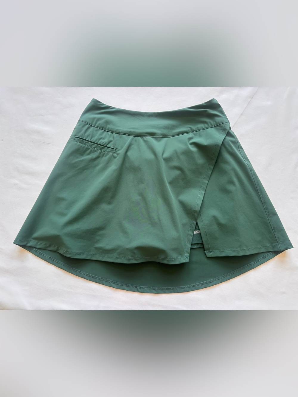 Women’s Green Athletic Skort with Side Overlay